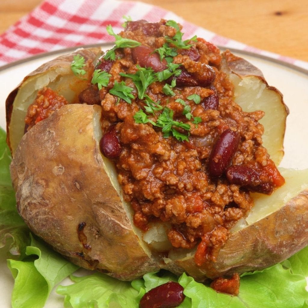 baked potato beef chilli