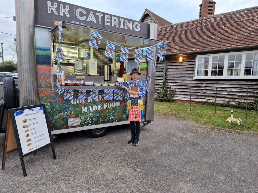 Ideas and Unique Examples For A Wedding With Food Trucks - KK Catering